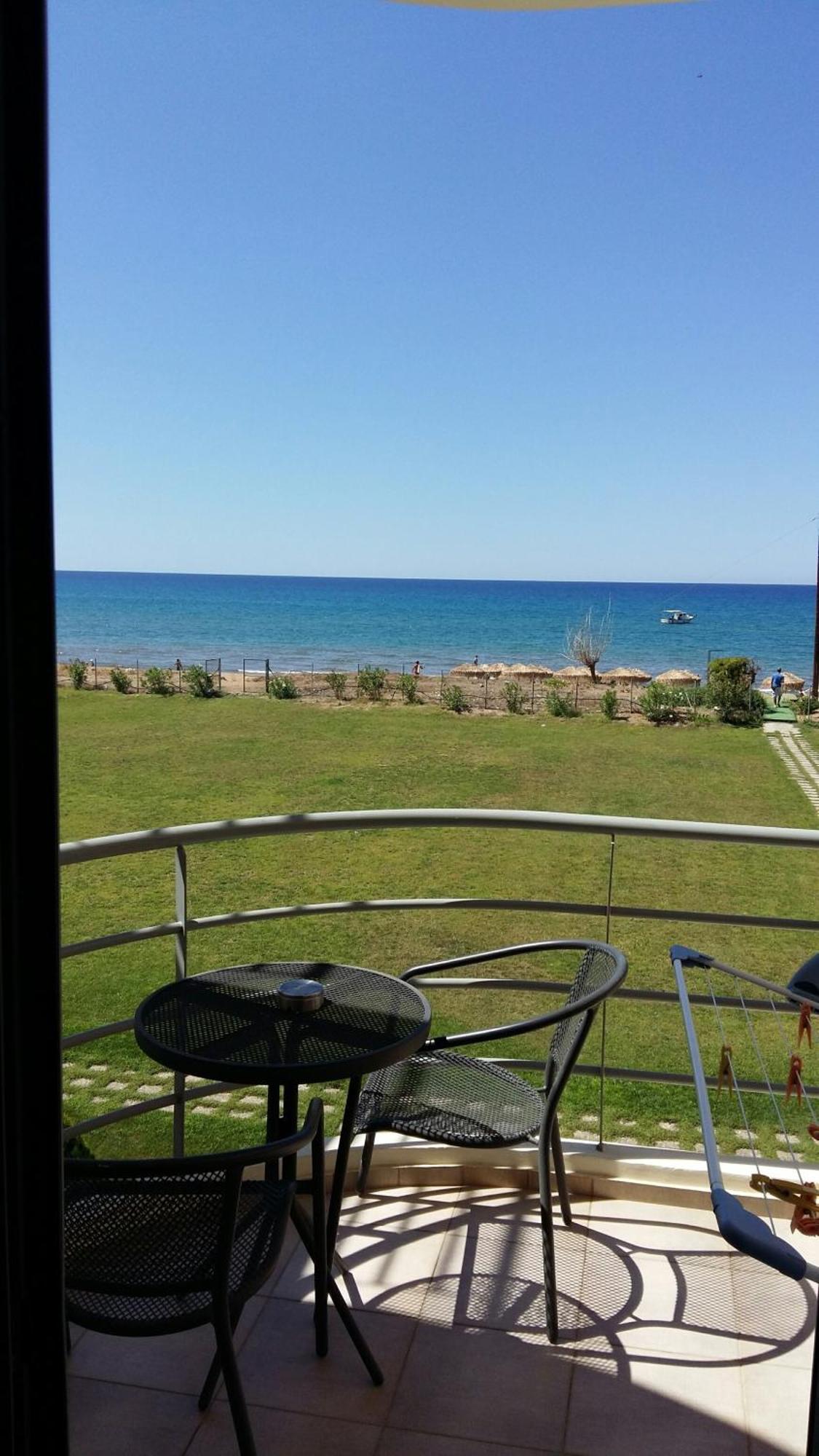 Ostria Hotel Kakovatos Beach Захаро Стая снимка