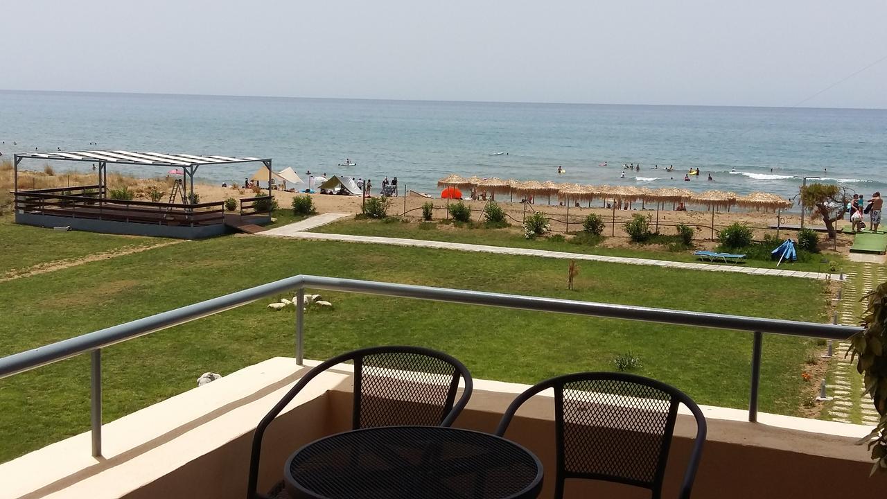 Ostria Hotel Kakovatos Beach Захаро Екстериор снимка