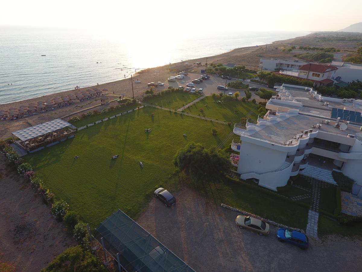 Ostria Hotel Kakovatos Beach Захаро Екстериор снимка